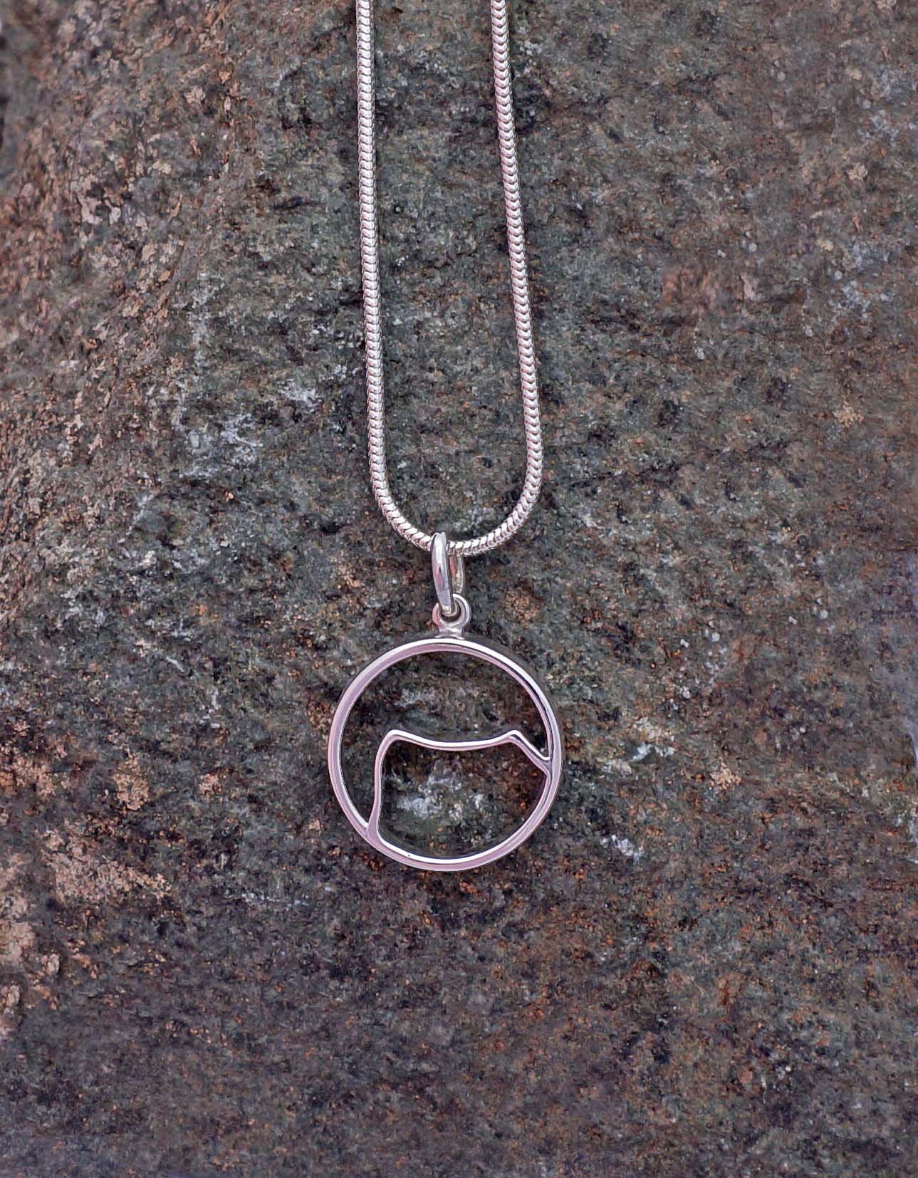 kilimanjaro mountain icon pendant